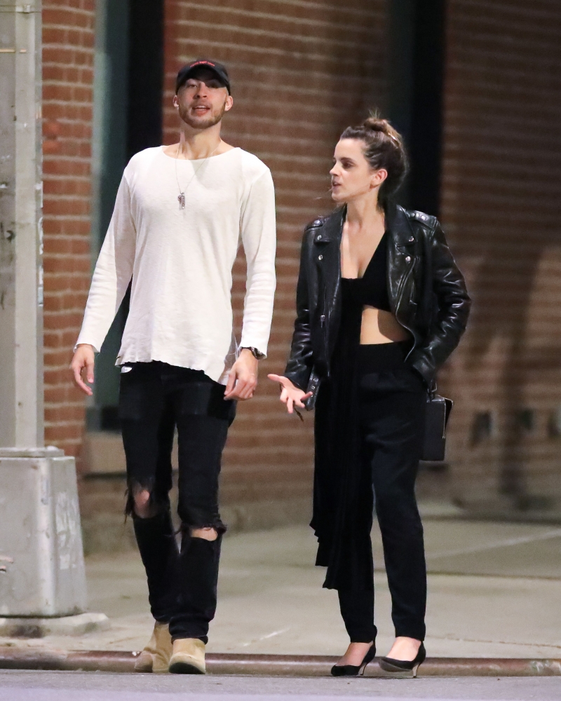 EEW_2019candid_out_with_cole_cook_in_nyc_017.jpg
