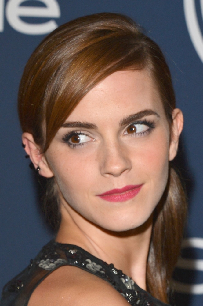 emma_2014_instyle_warner_bros_post_party_71st_annual_golden_globe_awards_11.jpg