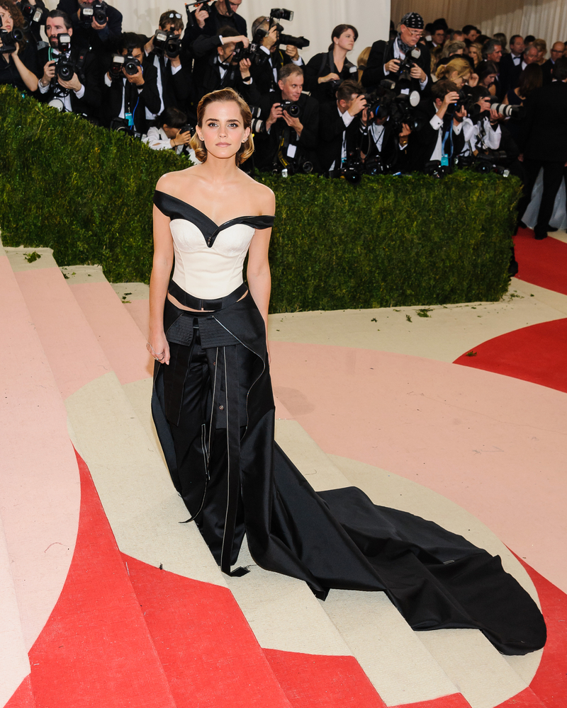 emma_watson_2016_met_costume_institute_gala_121.jpg