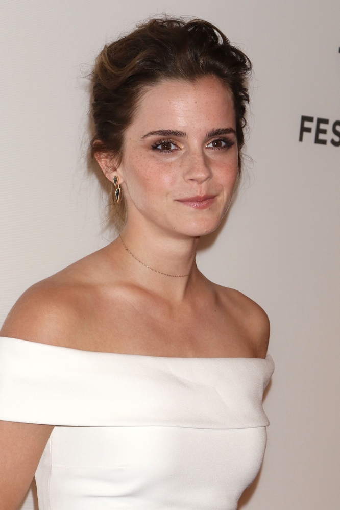 emma_watson_2017_april_26th_the_circle_premiere_tribeca_film_festival_235.jpg