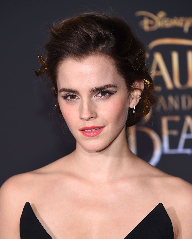 emma_watson_2017_mar_batb_la_premiere_266.jpg