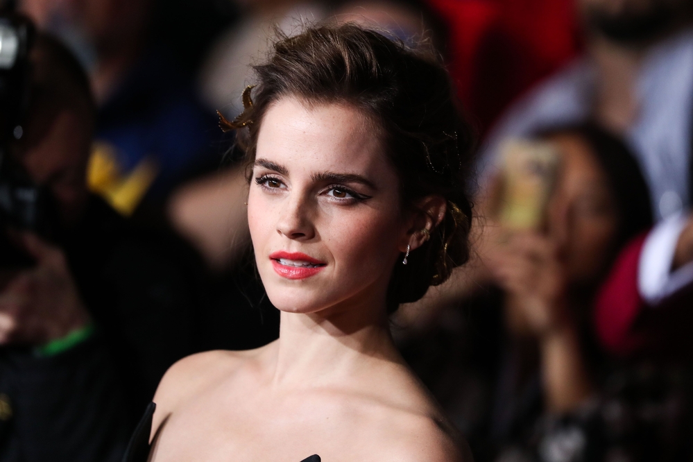 emma_watson_2017_mar_batb_la_premiere_312.jpg