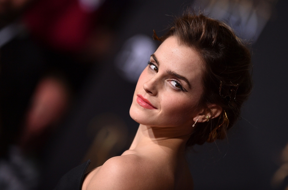 emma_watson_2017_mar_batb_la_premiere_358.jpg