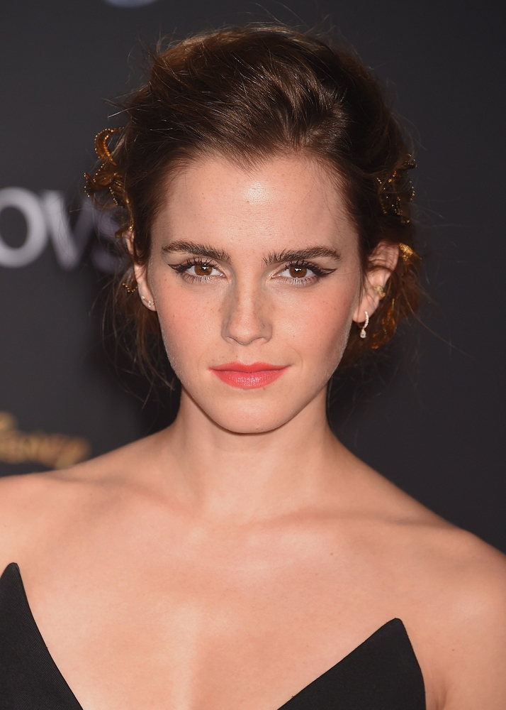 emma_watson_2017_mar_batb_la_premiere_426.jpg