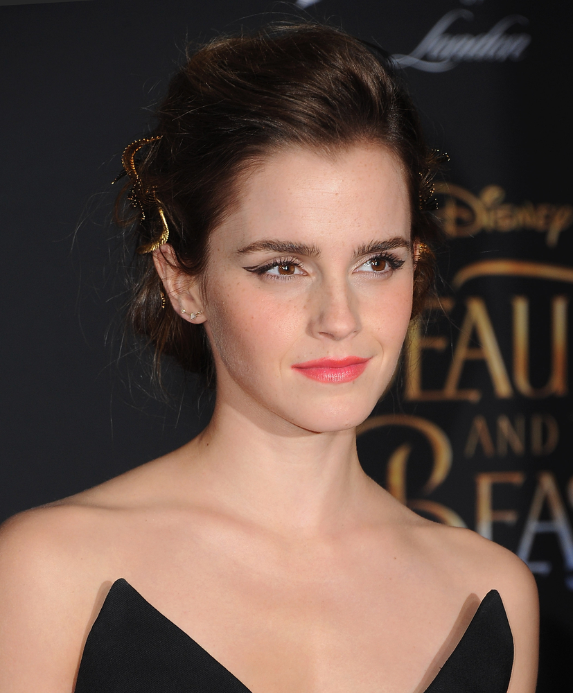 emma_watson_2017_mar_batb_la_premiere_441.jpg