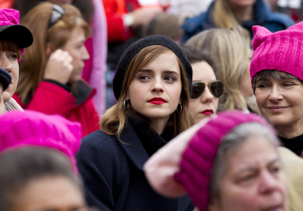 emma_watson_2017_womens_march_on_washington_12.jpg