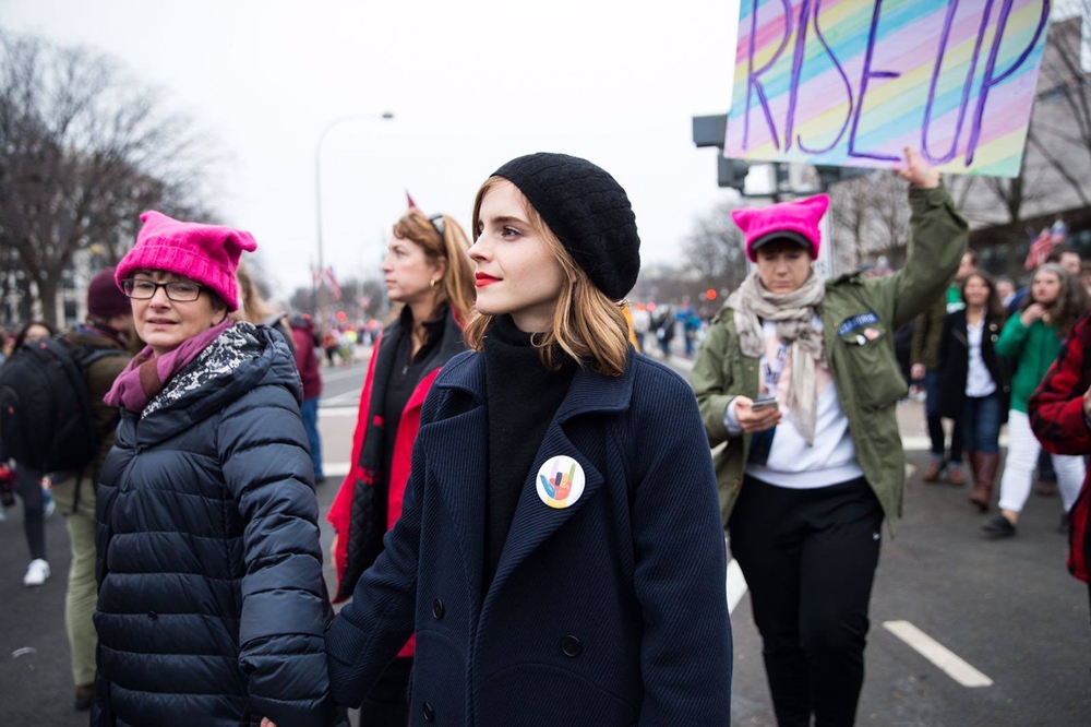 emma_watson_2017_womens_march_on_washington_15.jpg