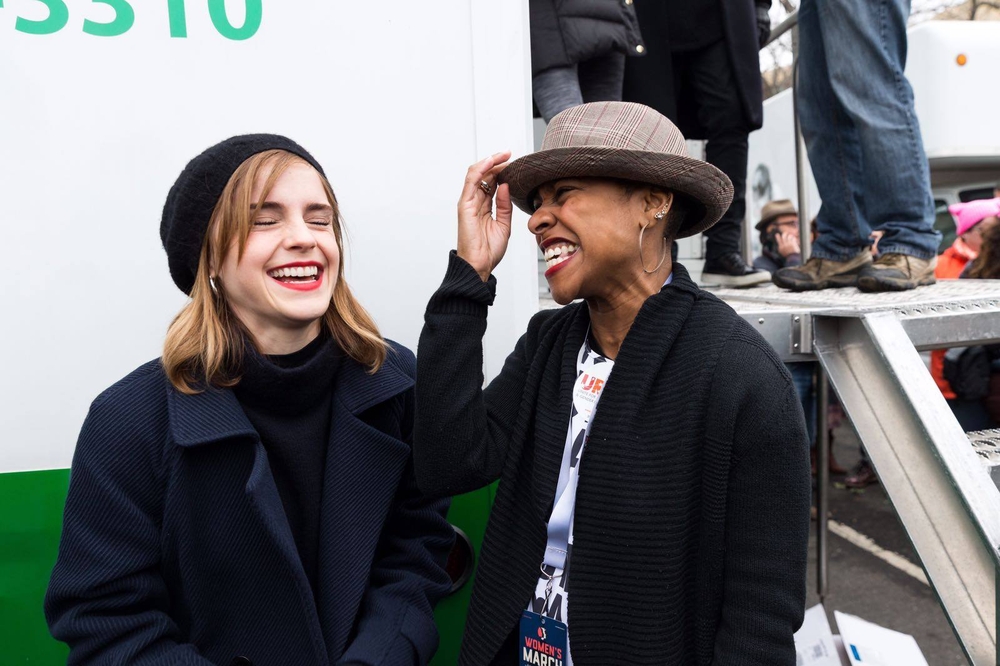 emma_watson_2017_womens_march_on_washington_18.jpg