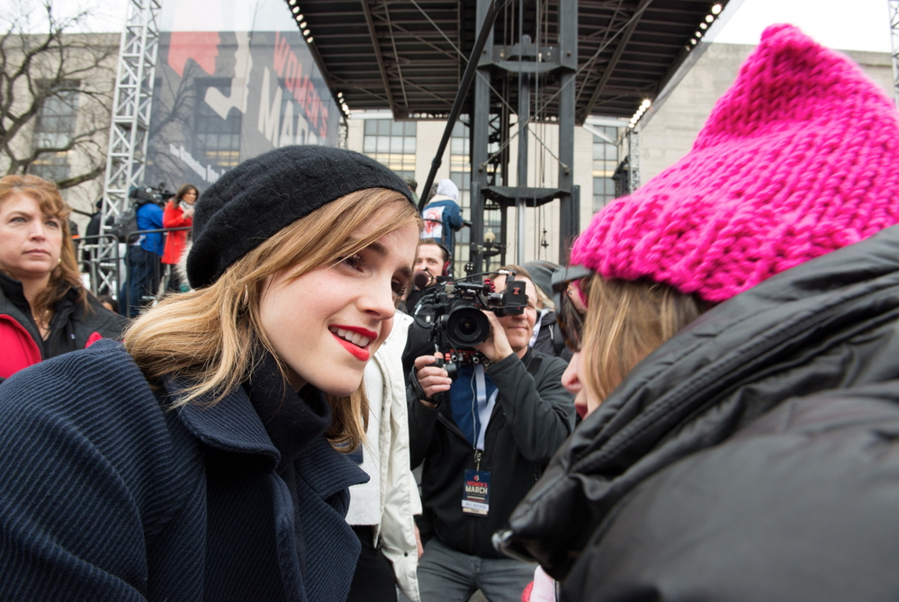 emma_watson_2017_womens_march_on_washington_31.jpg