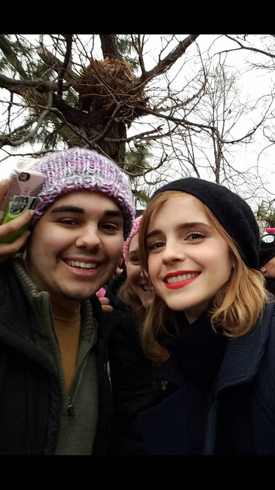 emma_watson_2017_womens_march_on_washington_65.jpg