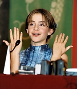 Filename=EEW_2002event_oct25_hp_cos_london_press_con_002.jpg
Filesize=392KiB
Dimensions=1329x2000
Date added=Jun 10, 2016 EEW_2002event_oct25_hp_cos_london_press_con_002.jpg