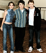 Filename=EEW_2002event_oct25_hp_cos_london_press_con_007.jpg
Filesize=518KiB
Dimensions=1327x2000
Date added=Jun 10, 2016 EEW_2002event_oct25_hp_cos_london_press_con_007.jpg