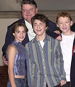 Filename=EEW_2002event_oct25_hp_cos_london_press_con_050.jpg
Filesize=167KiB
Dimensions=700x916
Date added=Jun 10, 2016 EEW_2002event_oct25_hp_cos_london_press_con_050.jpg