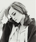 Filename=EEW_2014shoot_carter_smith_elle_us_25.png
Filesize=61KiB
Dimensions=900x630
Date added=May 03, 2019 EEW_2014shoot_carter_smith_elle_us_25.png