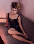 Filename=EEW_2014shoot_kerry_hallihan_wonderland_003.png
Filesize=561KiB
Dimensions=2045x2665
Date added=Feb 09, 2014 EEW_2014shoot_kerry_hallihan_wonderland_003.png