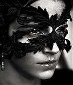 EEW_2015magazine_nov_vogue_italia_004.jpg