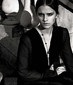EEW_2015magazine_nov_vogue_italia_008.jpg