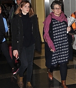 Filename=EEW_2017candid_jan20_arrives_in_washingtondc_with_her_mom_16.jpg
Filesize=1602KiB
Dimensions=2087x2956
Date added=Sep 02, 2017 EEW_2017candid_jan20_arrives_in_washingtondc_with_her_mom_16.jpg