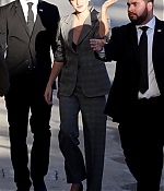 Filename=EEW_2017candid_mar6_arrives_to_jimmy_kimmel_live_in_la_40.jpg
Filesize=421KiB
Dimensions=1621x2431
Date added=Sep 02, 2017 EEW_2017candid_mar6_arrives_to_jimmy_kimmel_live_in_la_40.jpg