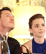 Filename=EEW_2017event_batb_paris_press_conference_032.jpg
Filesize=109KiB
Dimensions=666x1184
Date added=Feb 26, 2017 EEW_2017event_batb_paris_press_conference_032.jpg
