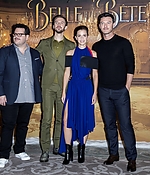 Filename=EEW_2017event_feb20_batb_paris_photocall_066.jpg
Filesize=744KiB
Dimensions=2074x1383
Date added=Feb 26, 2017 EEW_2017event_feb20_batb_paris_photocall_066.jpg