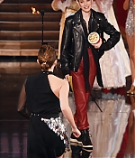 Filename=EEW_2017event_may7_mtv_movie_tv_awards_008.jpg
Filesize=788KiB
Dimensions=1632x2396
Date added=May 07, 2017 EEW_2017event_may7_mtv_movie_tv_awards_008.jpg