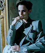 EEW_2017shoot_tim_walker_vf_003.jpg
