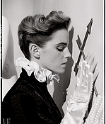 Filename=EEW_2017shoot_tim_walker_vf_005.jpg
Filesize=452KiB
Dimensions=1613x2000
Date added=Apr 27, 2018 EEW_2017shoot_tim_walker_vf_005.jpg
