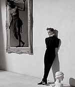 Filename=EEW_2017shoot_tim_walker_vf_008.jpg
Filesize=524KiB
Dimensions=2000x2702
Date added=Apr 27, 2018 EEW_2017shoot_tim_walker_vf_008.jpg