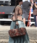 EEW_2018candid_on_set_of_little_women_in_boston_ma_02.jpg
