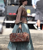 EEW_2018candid_on_set_of_little_women_in_boston_ma_06.jpg