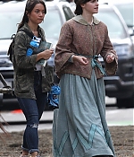 Filename=EEW_2018candid_on_set_of_little_women_in_boston_ma_19.jpg
Filesize=407KiB
Dimensions=1333x2000
Date added=Nov 01, 2018 EEW_2018candid_on_set_of_little_women_in_boston_ma_19.jpg