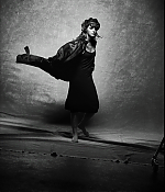 Filename=EEW_2018shoot_peter_lindbergh_vogue_australia_32.png
Filesize=462KiB
Dimensions=603x900
Date added=May 05, 2019 EEW_2018shoot_peter_lindbergh_vogue_australia_32.png