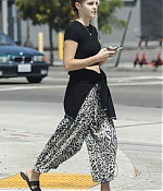 Filename=EEW_2019candid_aug28_out_for_lunch_at_double_zero_pizza_028.jpg
Filesize=603KiB
Dimensions=2194x3300
Date added=Sep 06, 2019 EEW_2019candid_aug28_out_for_lunch_at_double_zero_pizza_028.jpg