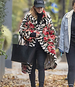 Filename=EEW_2019candid_nov3_out_and_about_in_london_008.jpg
Filesize=981KiB
Dimensions=1367x2129
Date added=Feb 08, 2020 EEW_2019candid_nov3_out_and_about_in_london_008.jpg