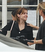Filename=EEW_2019candid_out_for_coffee_in_venice_ca_013.jpg
Filesize=2995KiB
Dimensions=2200x3300
Date added=Jun 27, 2019 EEW_2019candid_out_for_coffee_in_venice_ca_013.jpg