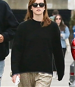 Filename=EEW_2019candid_out_in_venice_ca_003.jpg
Filesize=414KiB
Dimensions=2200x3300
Date added=Jun 27, 2019 EEW_2019candid_out_in_venice_ca_003.jpg