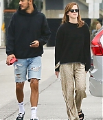 Filename=EEW_2019candid_out_in_venice_ca_008.jpg
Filesize=599KiB
Dimensions=2200x3300
Date added=Jun 27, 2019 EEW_2019candid_out_in_venice_ca_008.jpg
