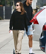 Filename=EEW_2019candid_out_in_venice_ca_015.jpg
Filesize=583KiB
Dimensions=2200x3300
Date added=Jun 27, 2019 EEW_2019candid_out_in_venice_ca_015.jpg