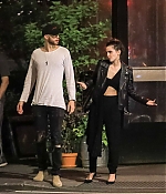 Filename=EEW_2019candid_out_with_cole_cook_in_nyc_001.jpg
Filesize=1941KiB
Dimensions=3265x4081
Date added=May 29, 2019 EEW_2019candid_out_with_cole_cook_in_nyc_001.jpg