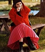 Filename=EEW_2019shoot_alasdair_mclellan_british_vogue_004.jpg
Filesize=242KiB
Dimensions=800x1000
Date added=Nov 05, 2019 EEW_2019shoot_alasdair_mclellan_british_vogue_004.jpg
