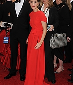 emma_2014_71st_annual_golden_globe_awards_59.jpg