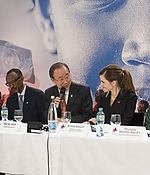 emma_2015_world_economics_forum_davos_05.jpg