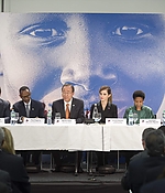 emma_2015_world_economics_forum_davos_07.jpg