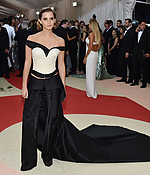 emma_watson_2016_met_costume_institute_gala_176.jpg