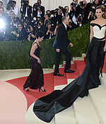 emma_watson_2016_met_costume_institute_gala_200.jpg