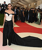 emma_watson_2016_met_costume_institute_gala_52.jpg