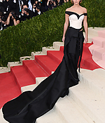 emma_watson_2016_met_costume_institute_gala_84.jpg
