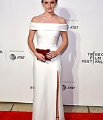 emma_watson_2017_april_26th_the_circle_premiere_tribeca_film_festival_06.jpg
