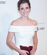 emma_watson_2017_april_26th_the_circle_premiere_tribeca_film_festival_158.jpg